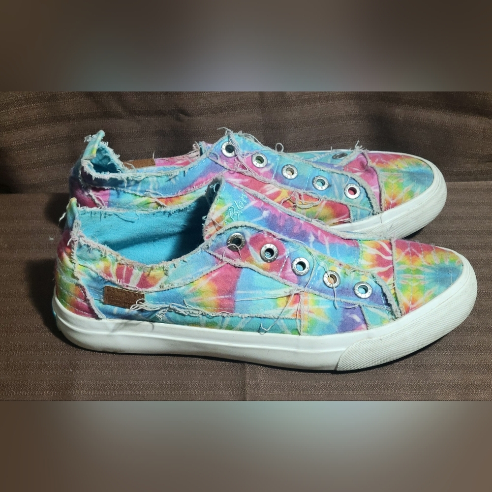 Blowfish Malibu Women’s Tie-Dye Slip-On Sneakers in Multicolor - Picture 3 of 4